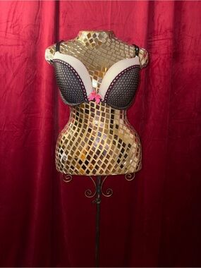 Vintage VS Black & Pink Push-Up Bra with Polka Detail